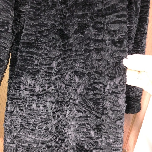 NWT Black coat by Utex Design. Size L - Picture 3 of 6